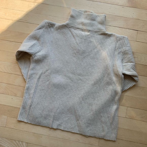 Esprit Cream Knit Sweater - Picture 3 of 8